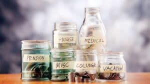 Why Do HNIs Need Financial Planning?